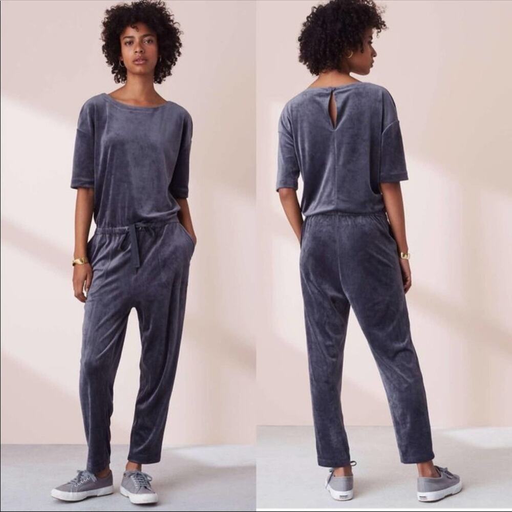 Lou & Grey gray velour straight leg short‎ sleeve jumpsuit w/ drawstring size XS